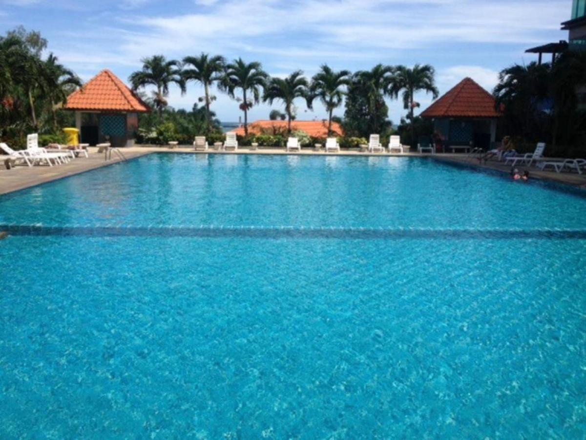 View Talay 6 Apartment Pattaya Exteriör bild